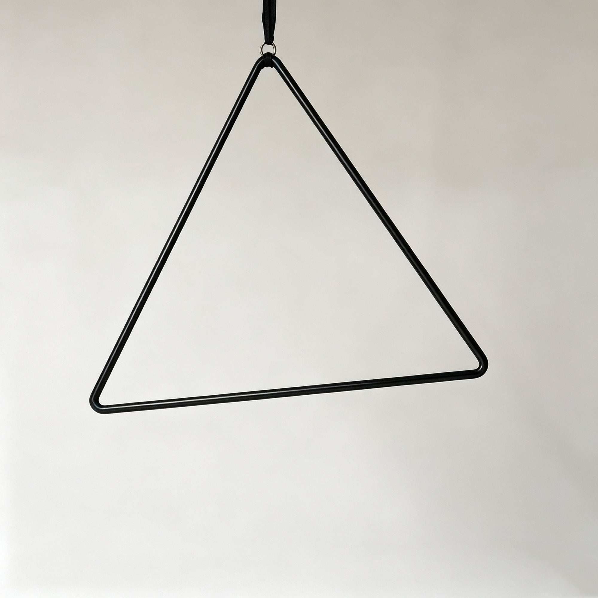 Aerial Triangle Aerial Lyra Hoop Trapeze for Circus Acrobatics Aerial Yoga Fitness Training
