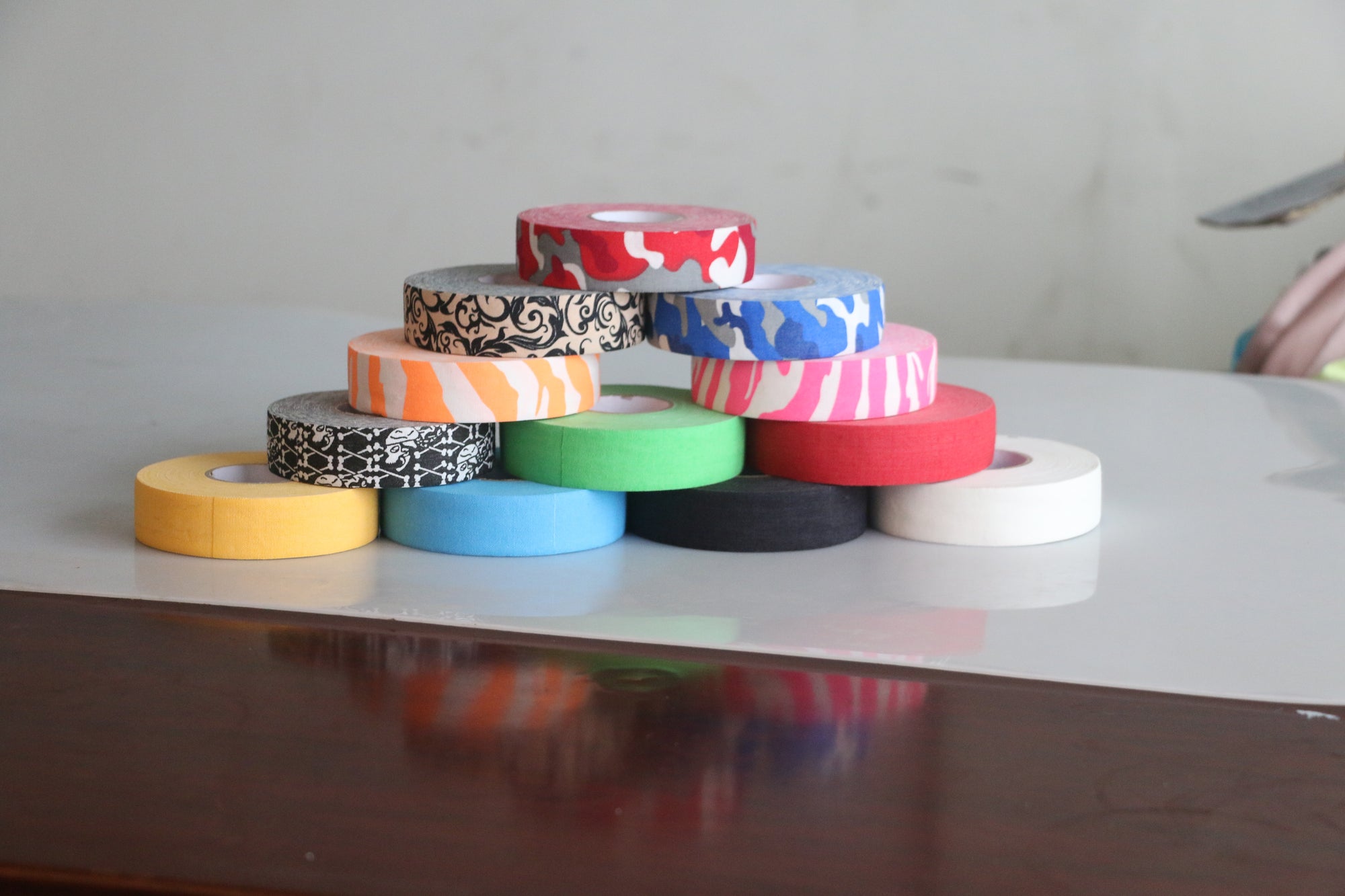 Aerial Hoop Tape, Premium Grade Non-Slip Grip Tapes for Wrapping Lyra Hoop,  Aerial Ring, Strong Adhesive and Easy to Use,  Athletic Tape for Aerial Arts, Fitness Training