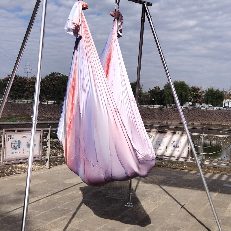 New Color New Design 5*2.8 M ( 5.5 x 3 yards) Aerial Hammock Kit Includes 2*Carabiners and 2*Dasiy Chain