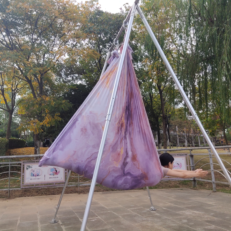 New Color New Design 5*2.8 M ( 5.5 x 3 yards) Aerial Hammock Kit Includes 2*Carabiners and 2*Dasiy Chain